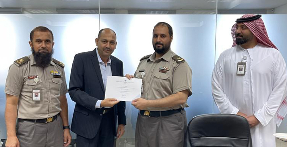 Kanoo Shipping recognizes valuable partners at Jebel Ali Immigration Office